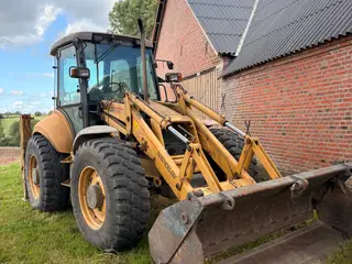 New Holland LB 115