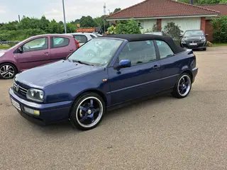 VW Golf 1,8 90HK Cabr. Aut.