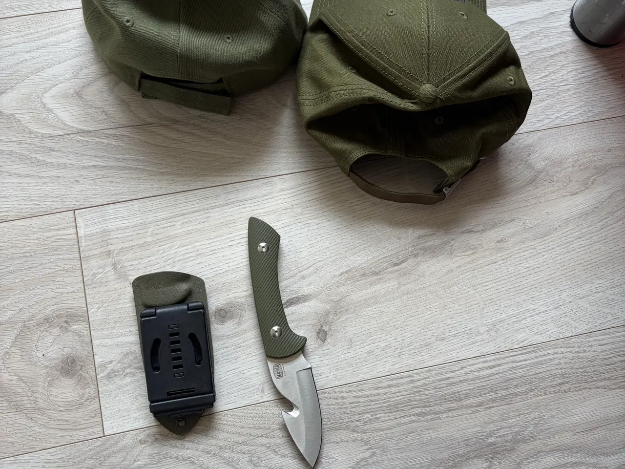 Billede 2 - Mauser kniv og 2 kasketter