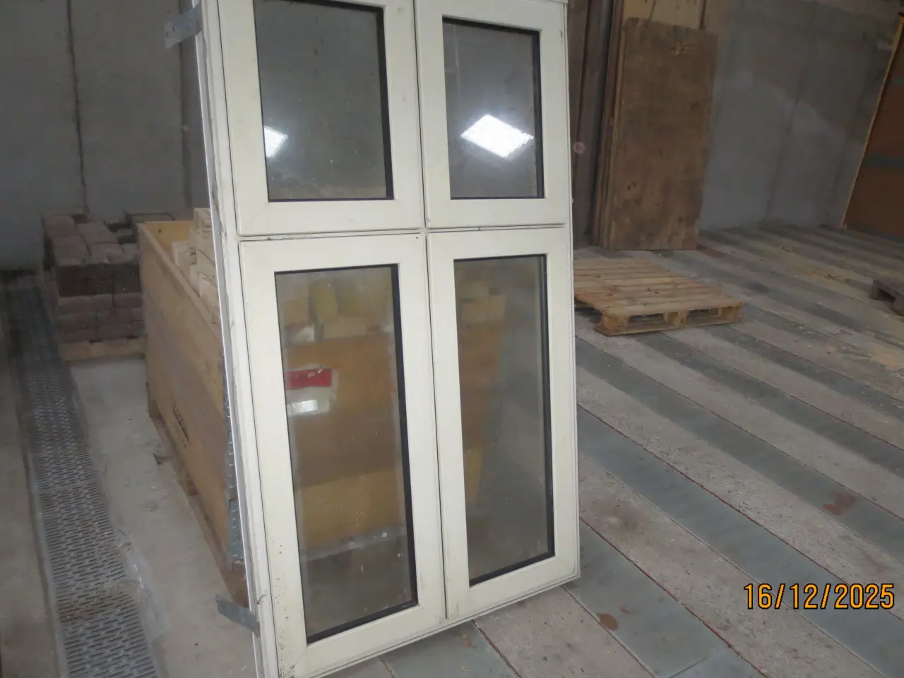 Billede 4 - 5 stk Plast vinduer med Thermo ruder 