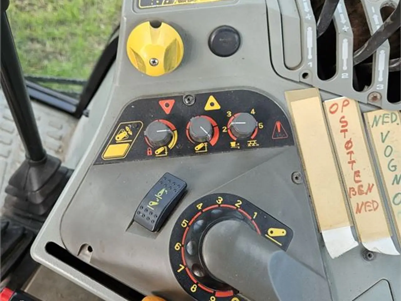 Billede 23 - Massey Ferguson 8130 - 4WD - Dynashift - Video