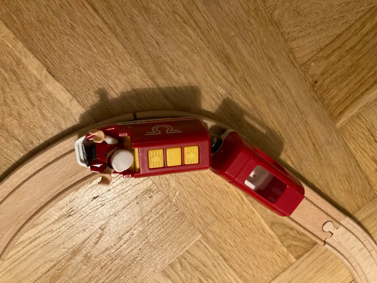 Billede 1 - BRIO togbane med bro og batteridrevet tog 