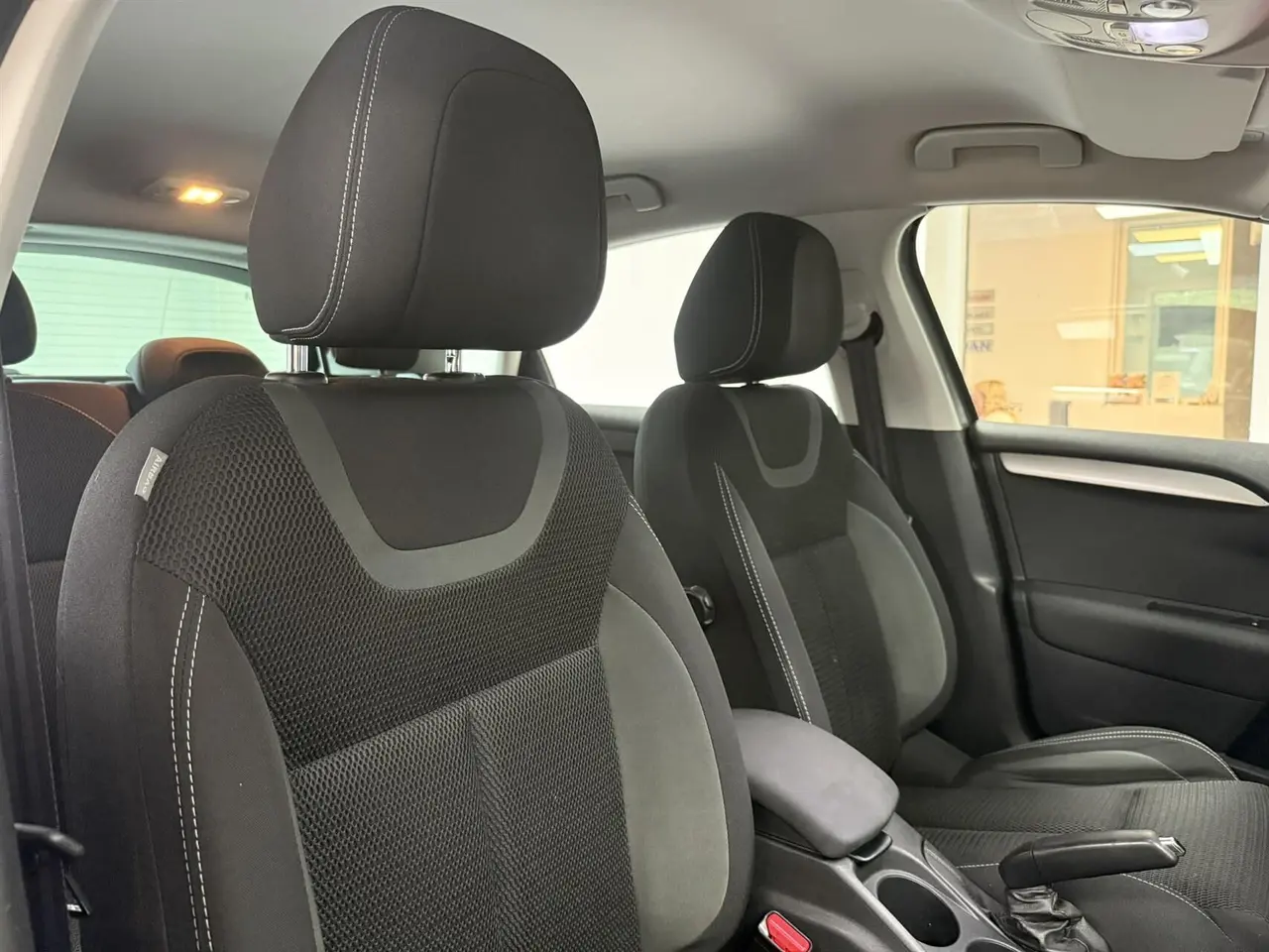 Billede 10 - Citroën C4 1,6 Blue HDi Cool start/stop 100HK 5d