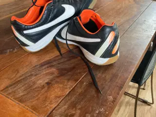 Nike Tiempo indendørs sko