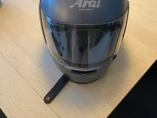 ARAI full face hjelm