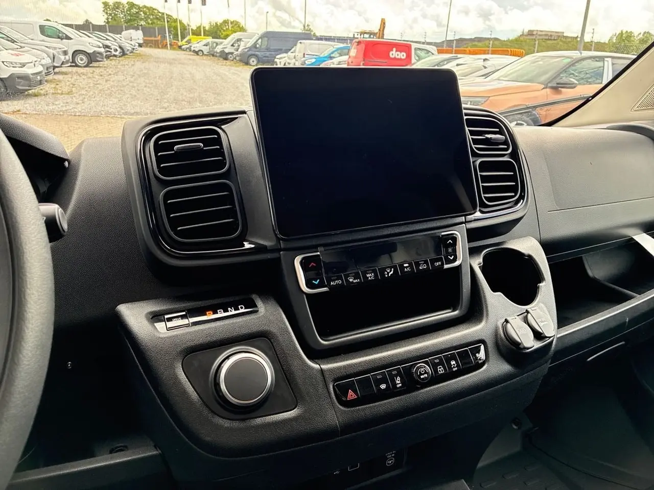 Billede 17 - Peugeot e-Boxer 435 110 L3H2 Premium