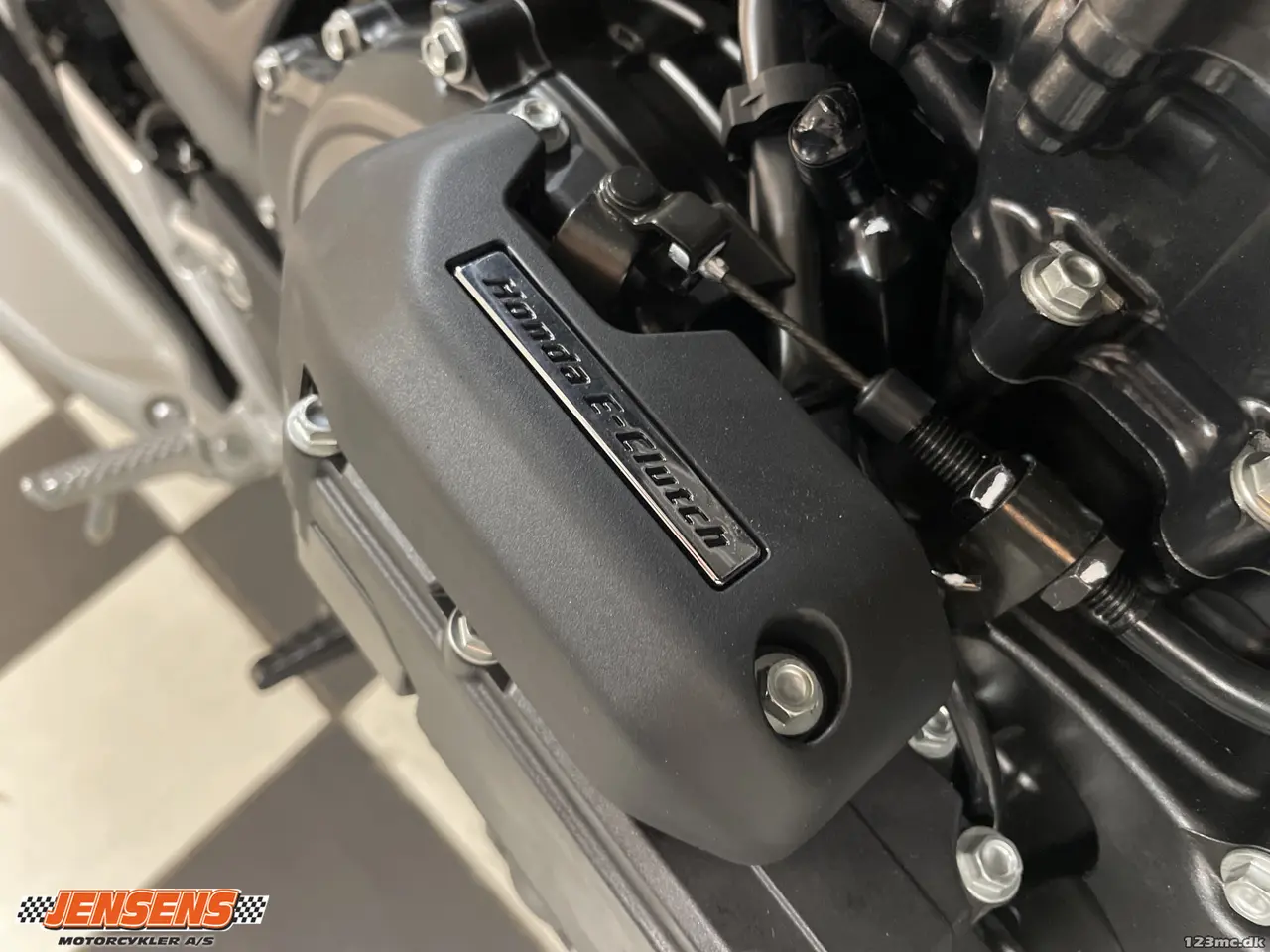Billede 12 - Honda CB 750 Hornet E-Clutch
