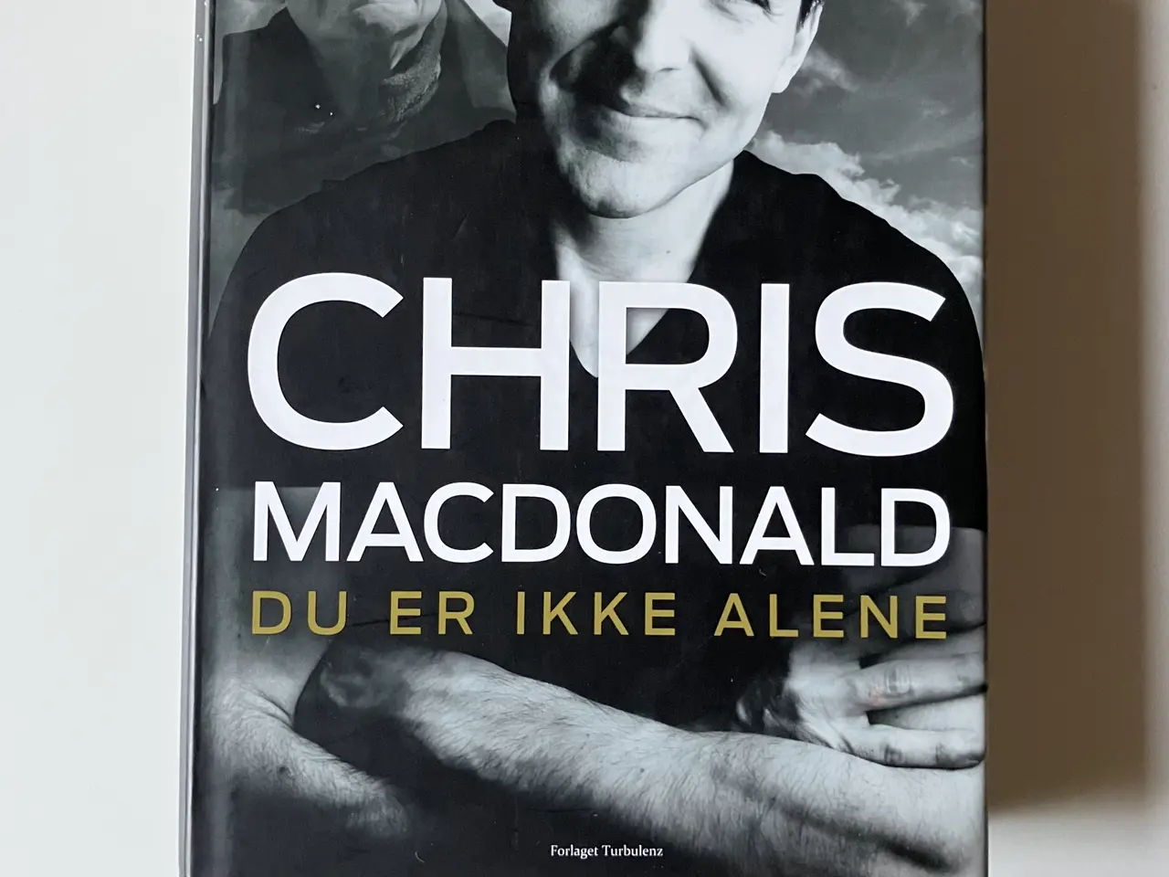 Billede 1 - Du er ikke alene. Af Chris MacDonald