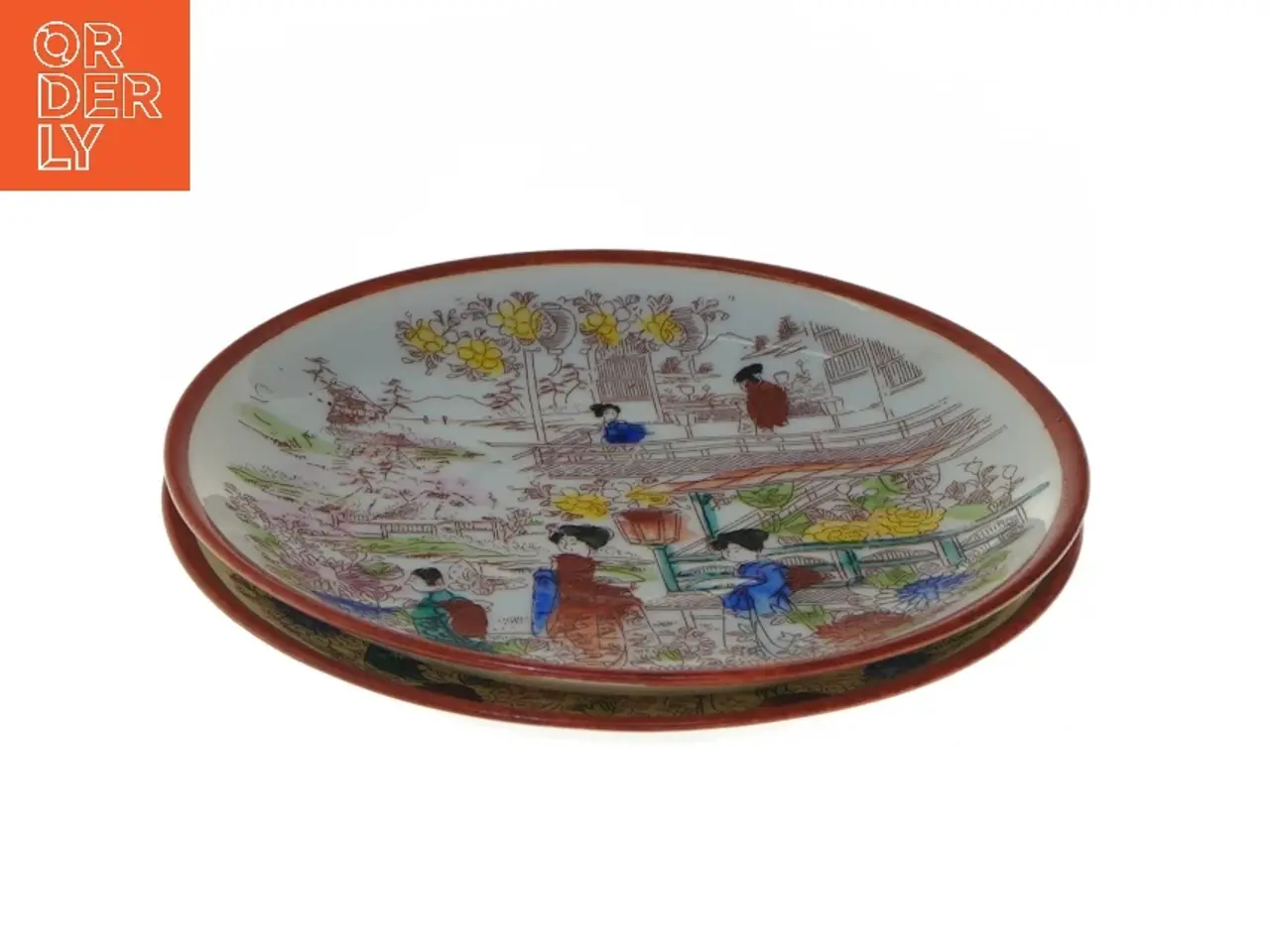 Billede 1 - Dekorativ tallerken med asiatisk design (str. Ø 13 cm)