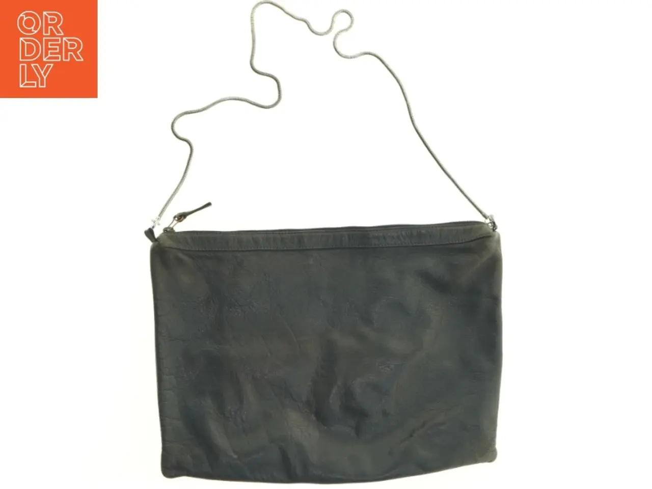 Billede 3 - Sort skuldertaske i læderlook (str. 36 x 26 cm)