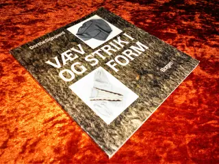 Væv og strik i form, Dorthe Sigsgaard