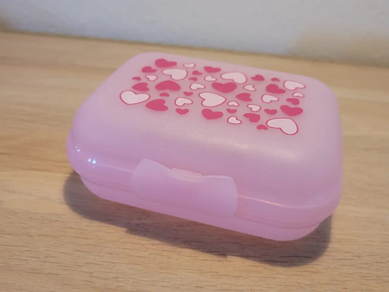 Billede 1 - Tupperware lille Babuska med hjerter