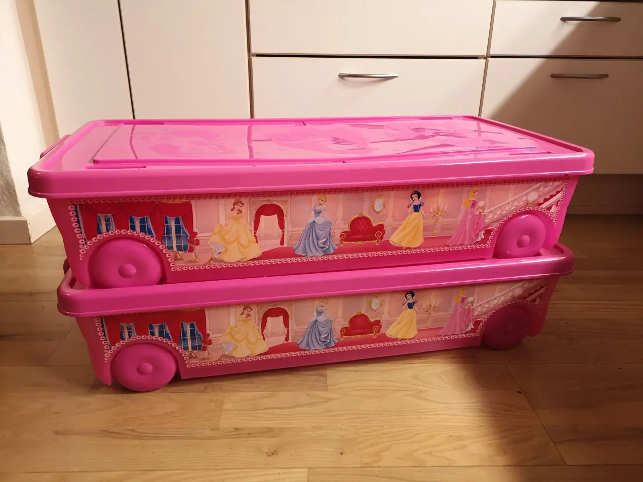 Billede 3 - Disney opbevaringskasser/bedrollers
