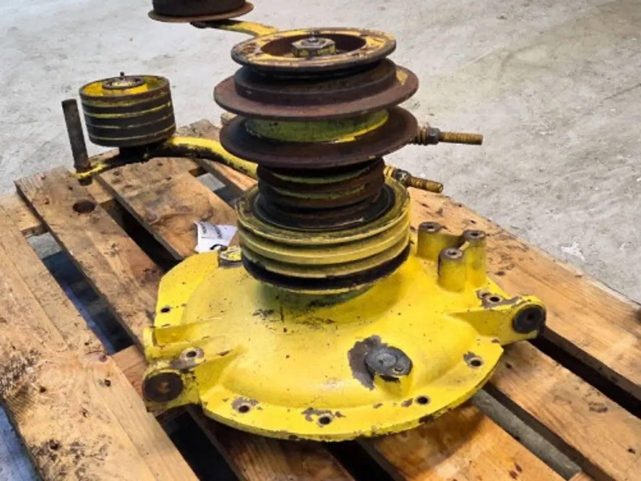 Billede 9 - New Holland 1540 Remskive 80362040