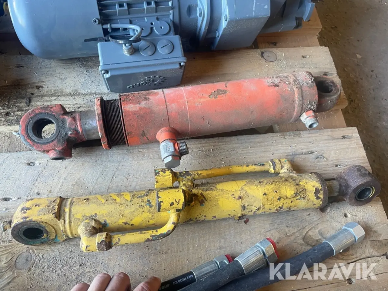 Billede 8 - Hydraulikslanger - ventiler - tank