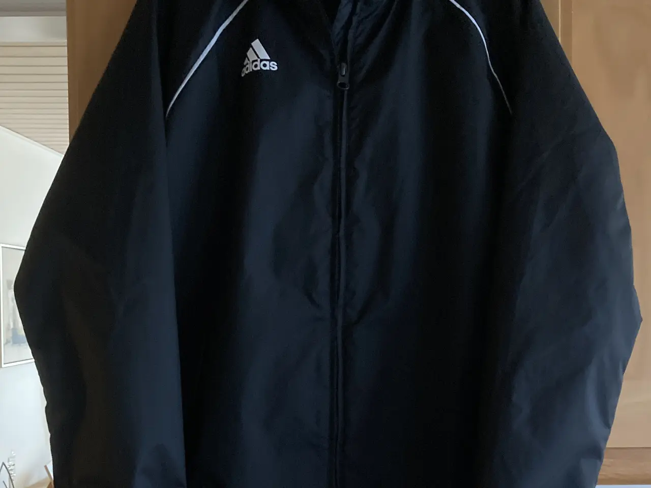 Billede 1 -  Adidas Trænings jakke str. 11/12 år. Trænings han
