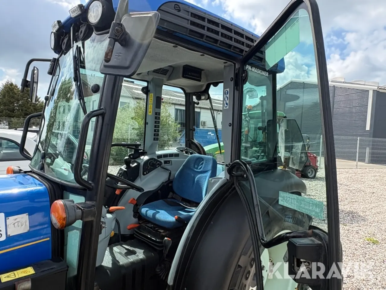 Billede 9 - Traktor New Holland T4030N 4WD 7.50R18 A8 / 13.