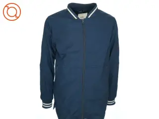 Jakke fra LMTD (str. 140)