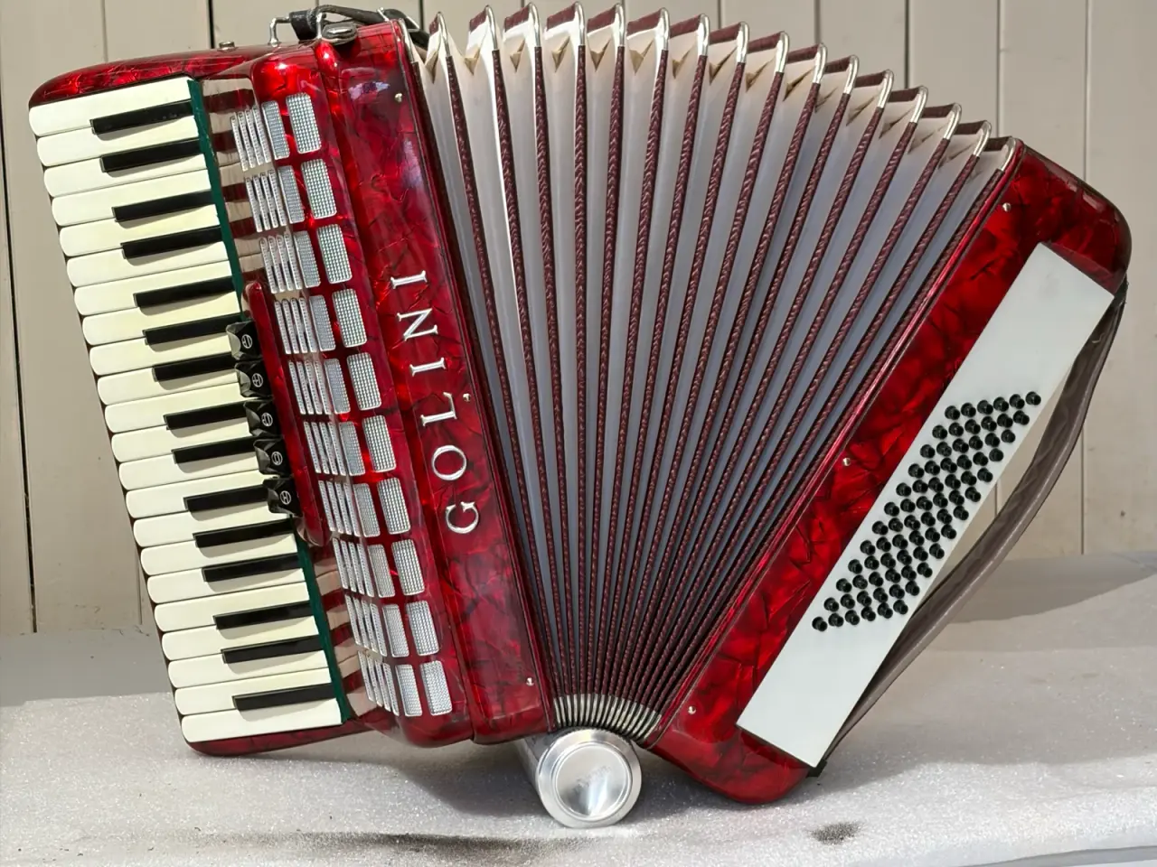 Billede 1 - Goline kvalitets-harmonika – 37 tangenter / 72 bas