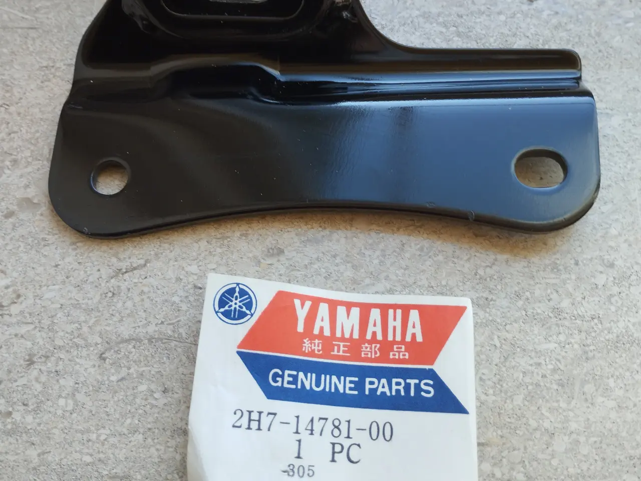 Billede 1 - Yamaha XS 1100 1980 Holder udstødning. (60 %)