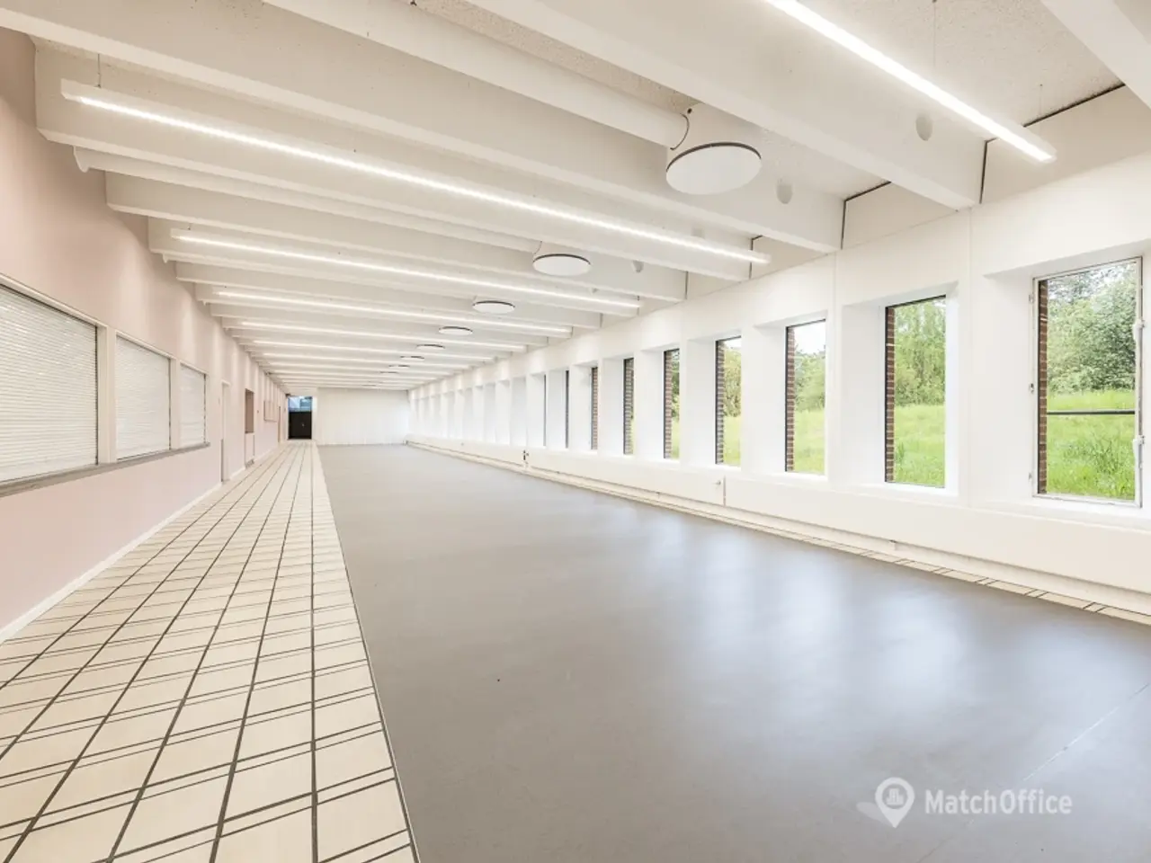 Billede 9 - Unik arkitektur placeret i skøn natur