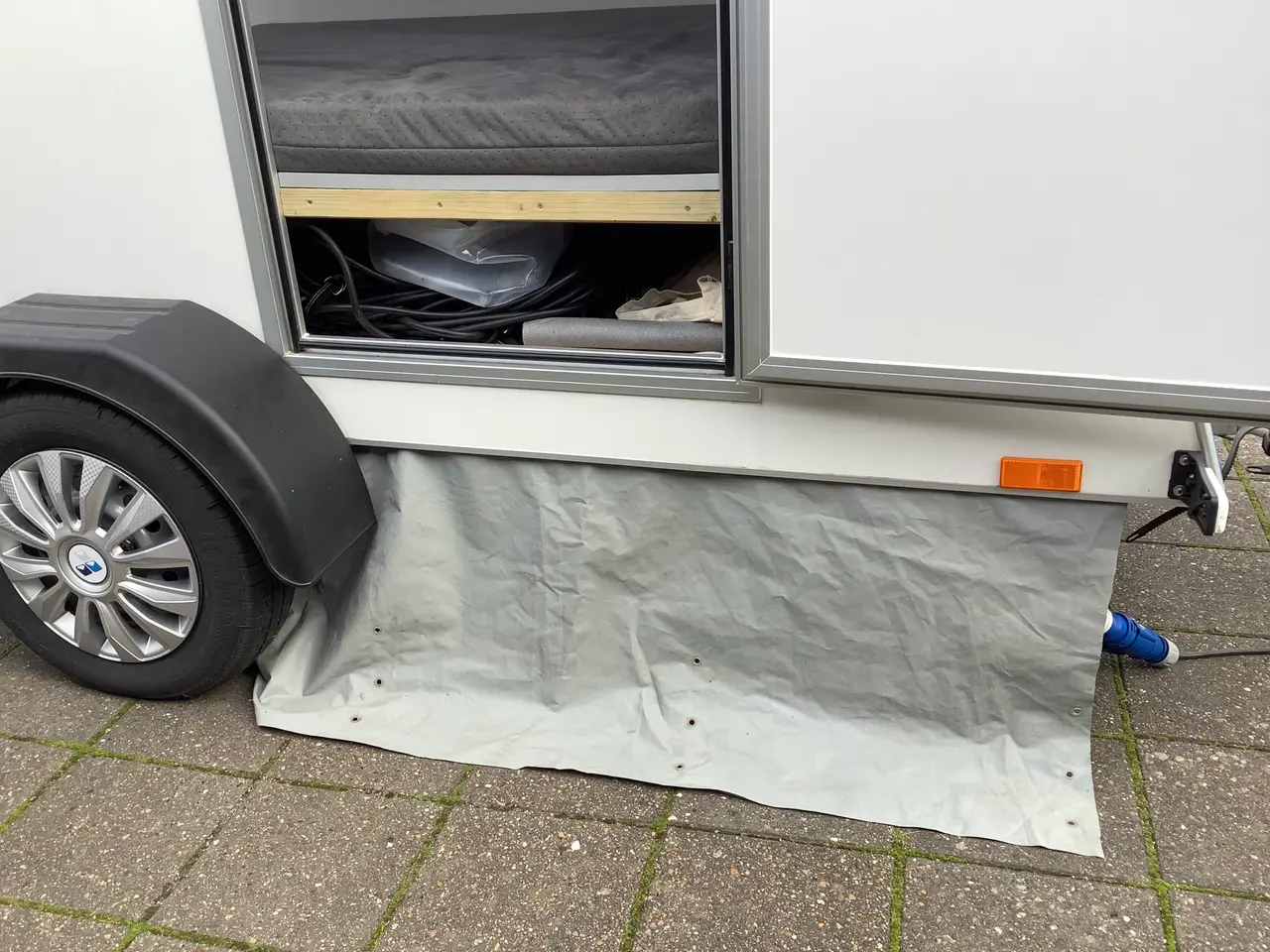 Billede 10 - SILVERLINE MIDI med bag og sidedør