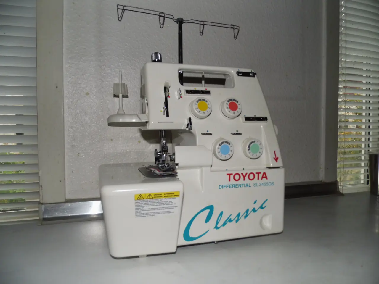 Billede 1 - Overlocker Toyoto SL3455DS 4-tråds 2-nåls