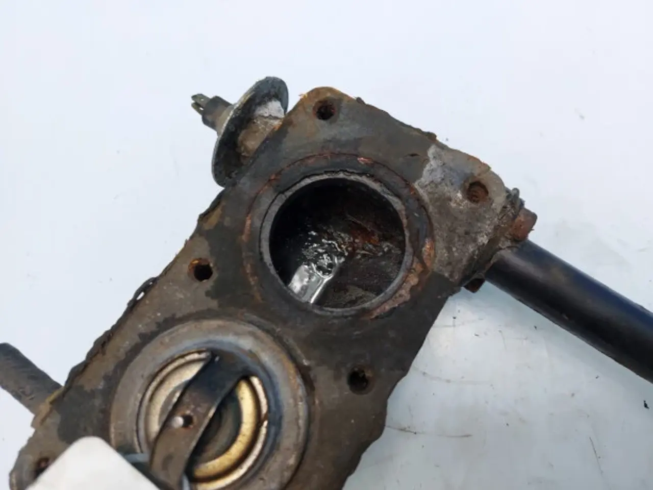 Billede 3 - SisuDiesel 645 Termostat Hus V836855601
