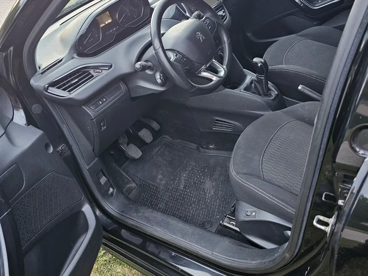 Billede 5 - Peugeot 208 årgang 2017