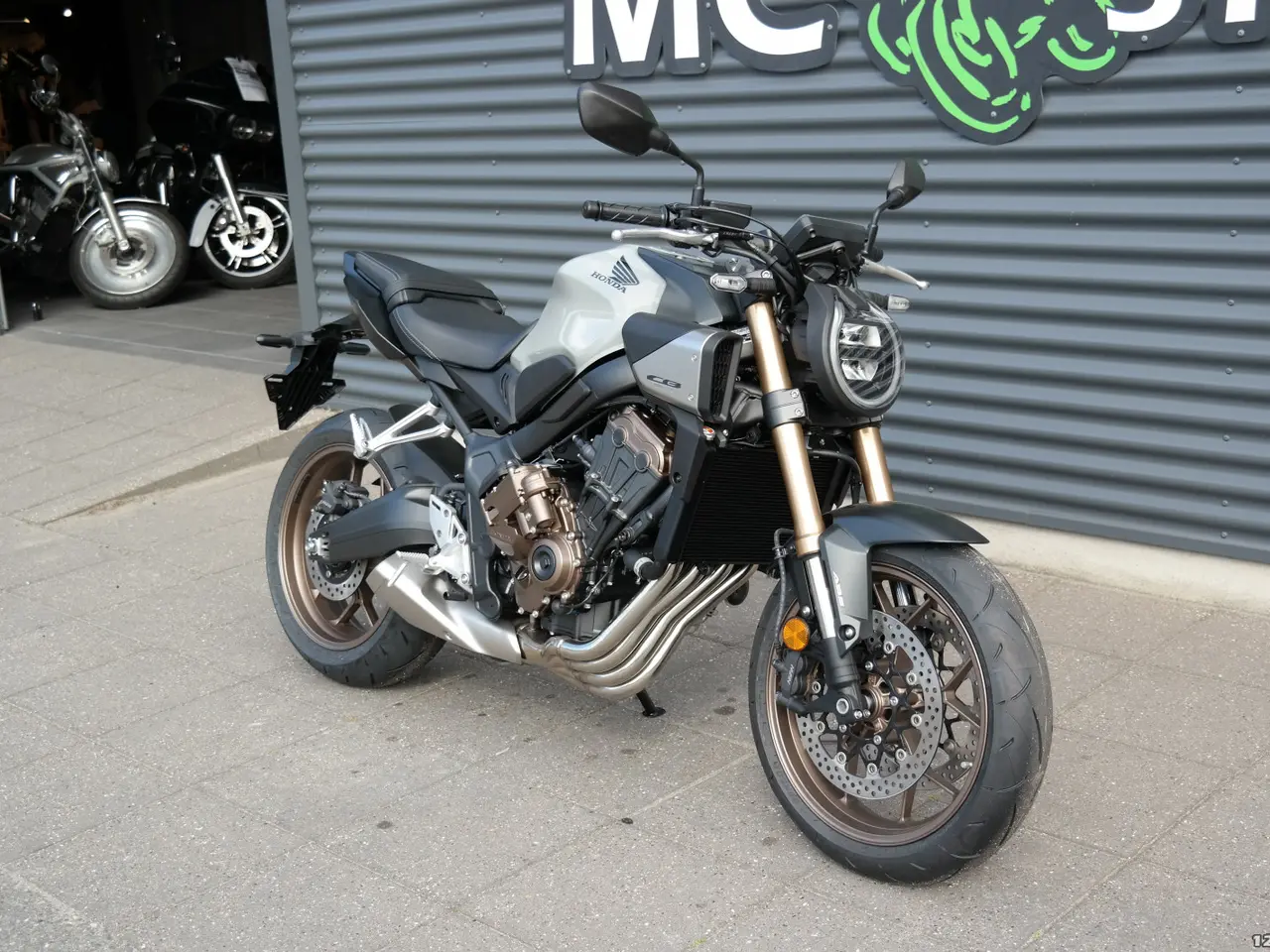 Billede 2 - Honda CB 650 RC MC-SYD BYTTER GERNE