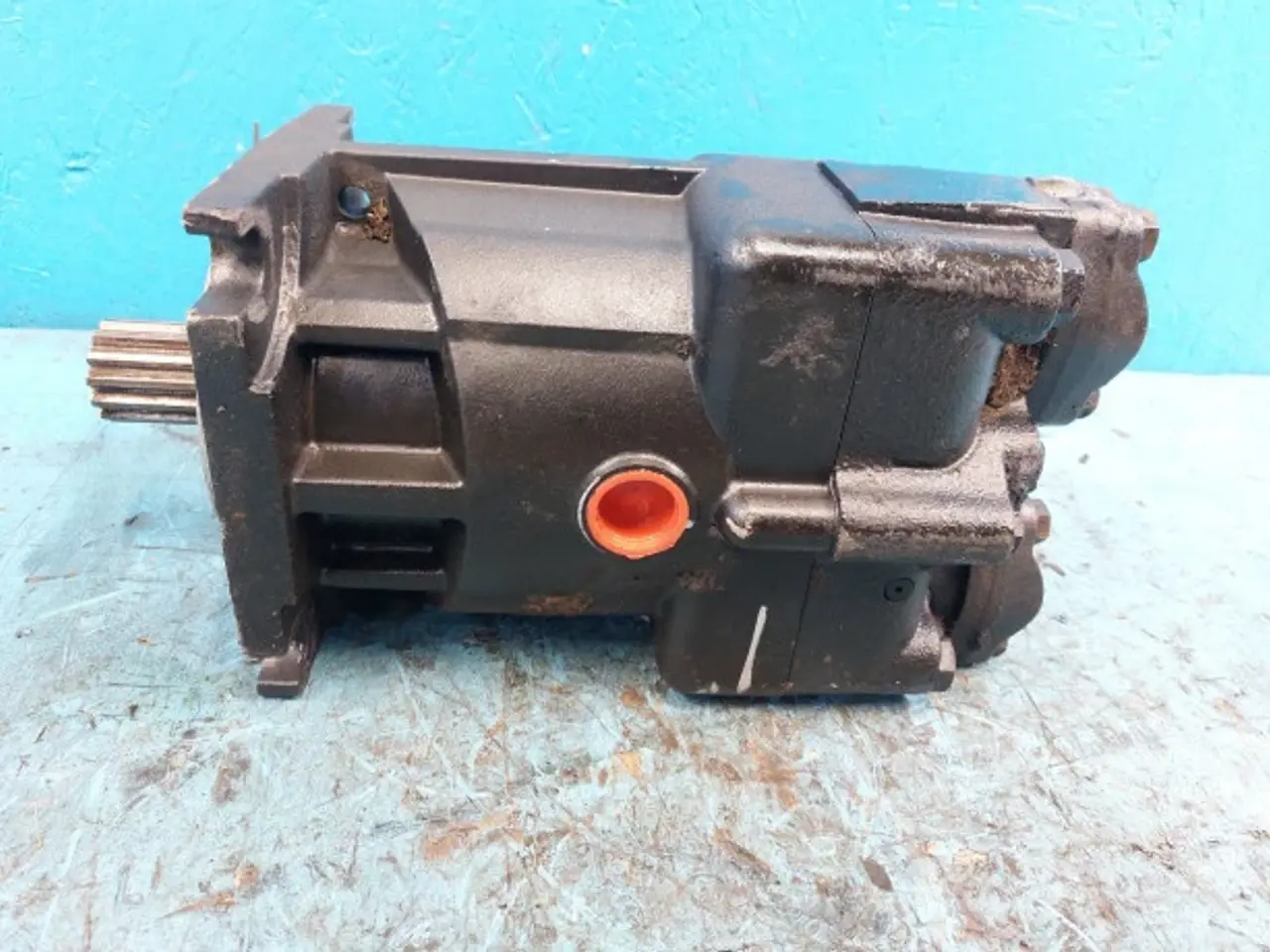 Billede 6 - New Holland CX8090 Hydrostat motor 84819681