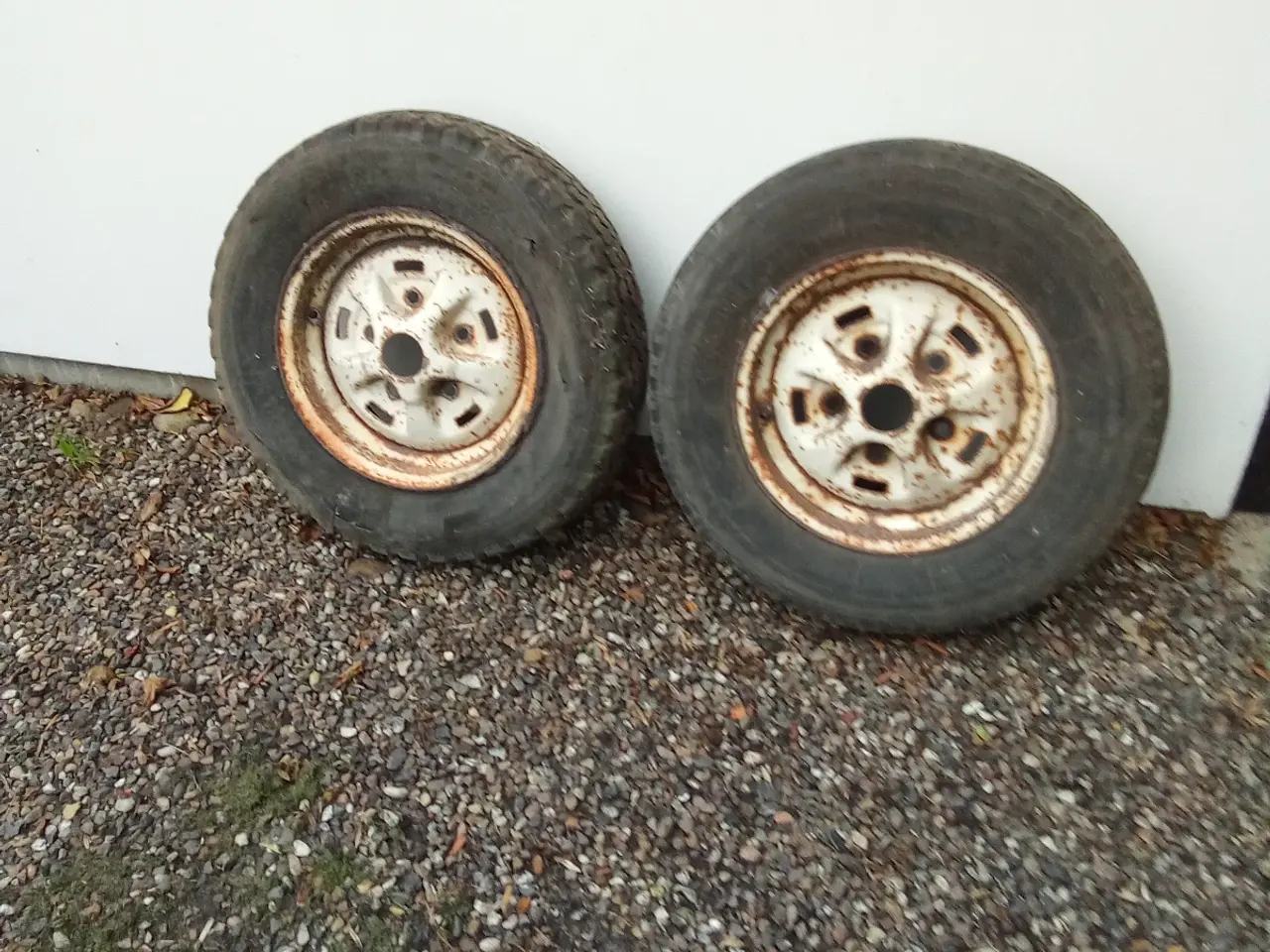 Billede 1 - 2 stk 16" fælge til Land Rover 90" årgang 1987