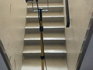 Arbejdslampe på stativ