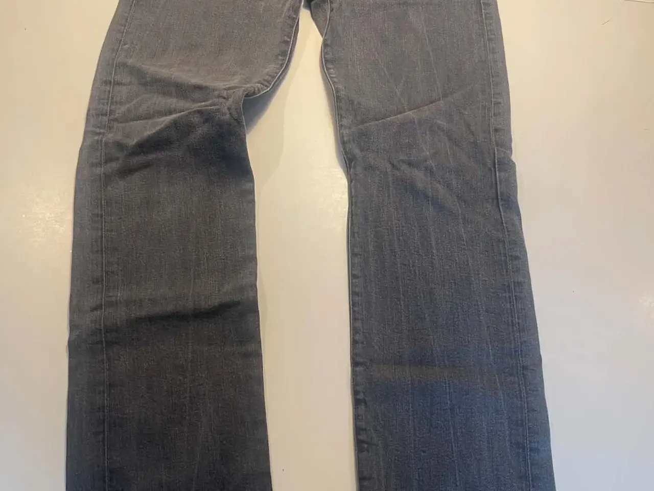 Billede 2 - Levi's 504 grå jeans W33 L34
