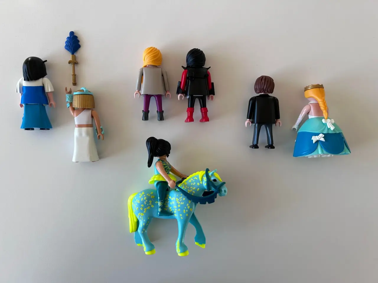 Billede 2 - Playmobil figurer og juletræ med gaver