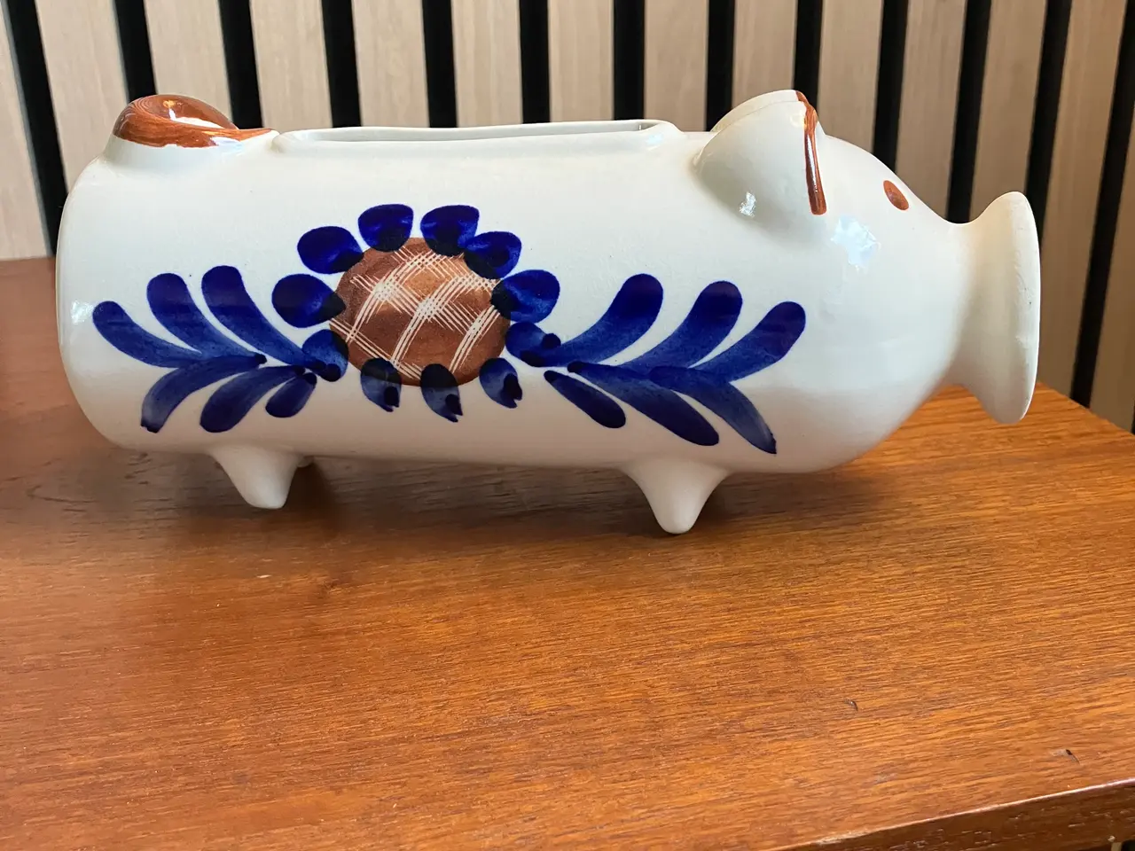 Billede 4 - Aksini Pølsegris- dansk retro keramik