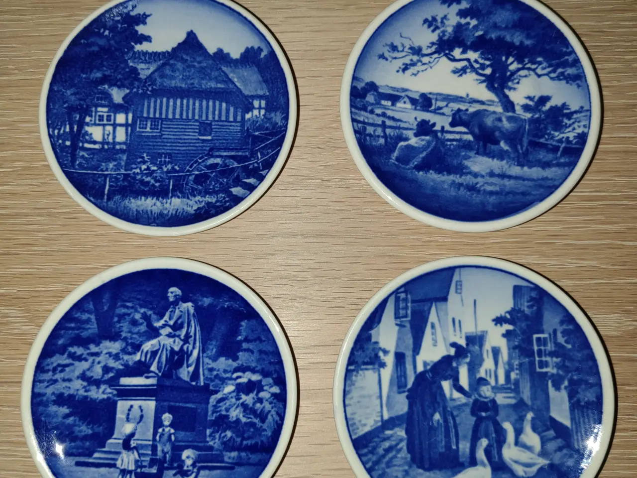Billede 5 - Flotte Royal Copenhagen platter