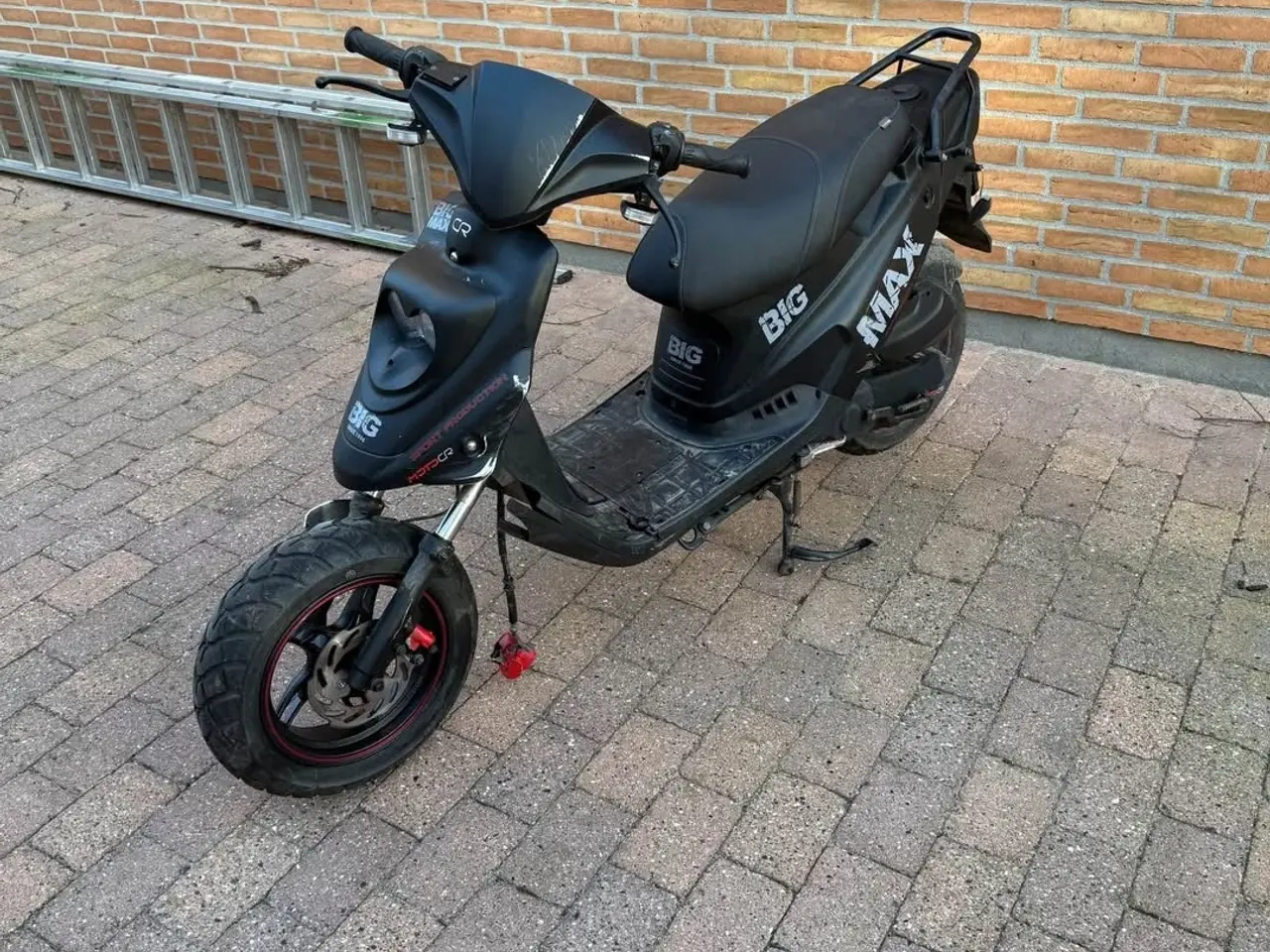 Billede 1 - købes alt i pgo moto cr 4 T