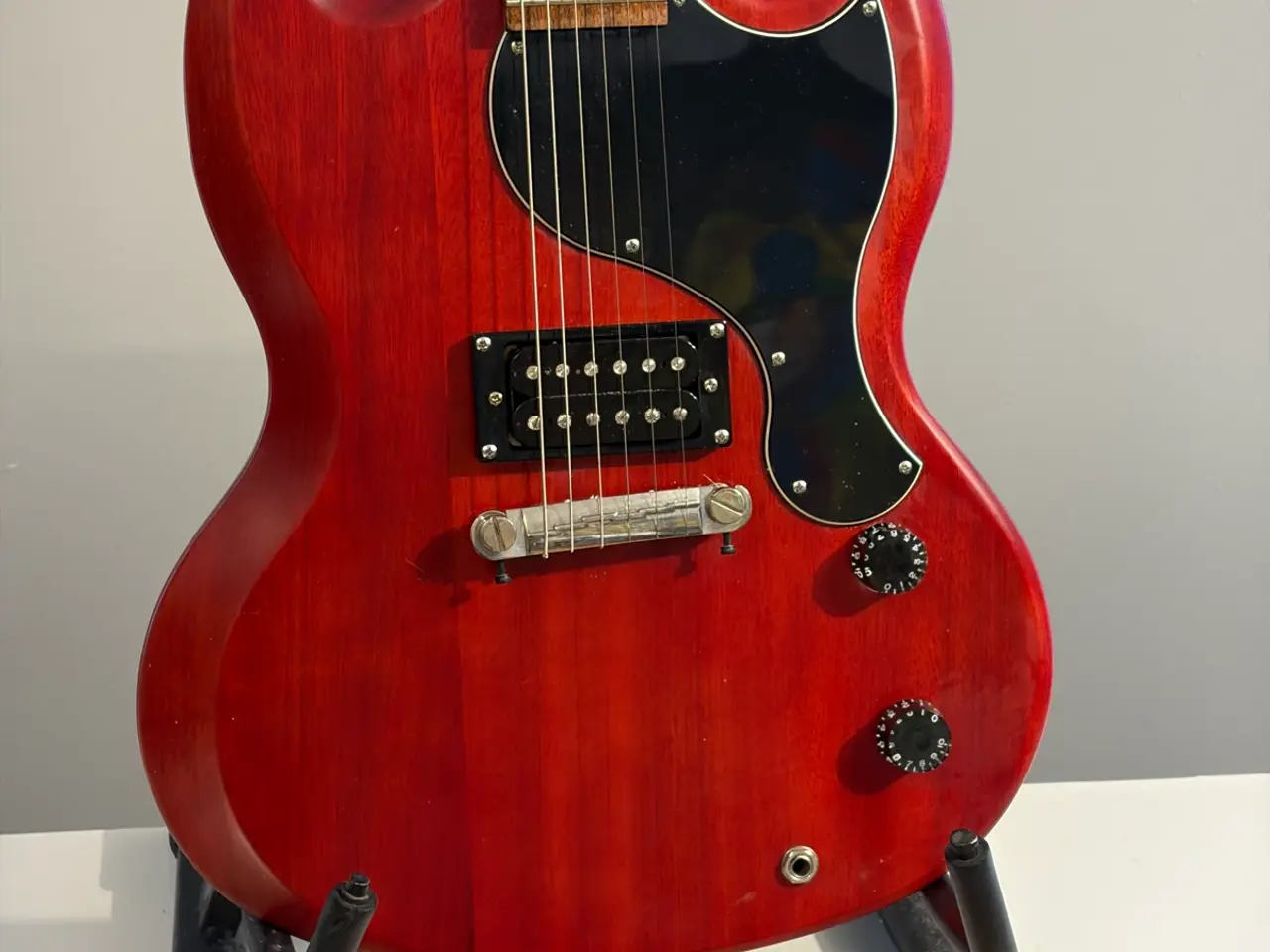 Billede 1 - Epiphone SG Junior – rød elguitar i 3/4-størrelse