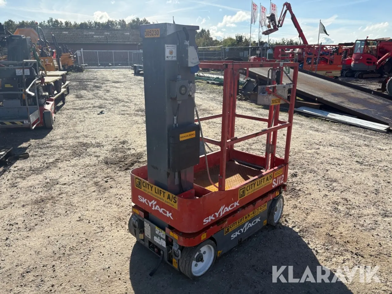 Billede 3 - Søjlelift SkyJack SJ12