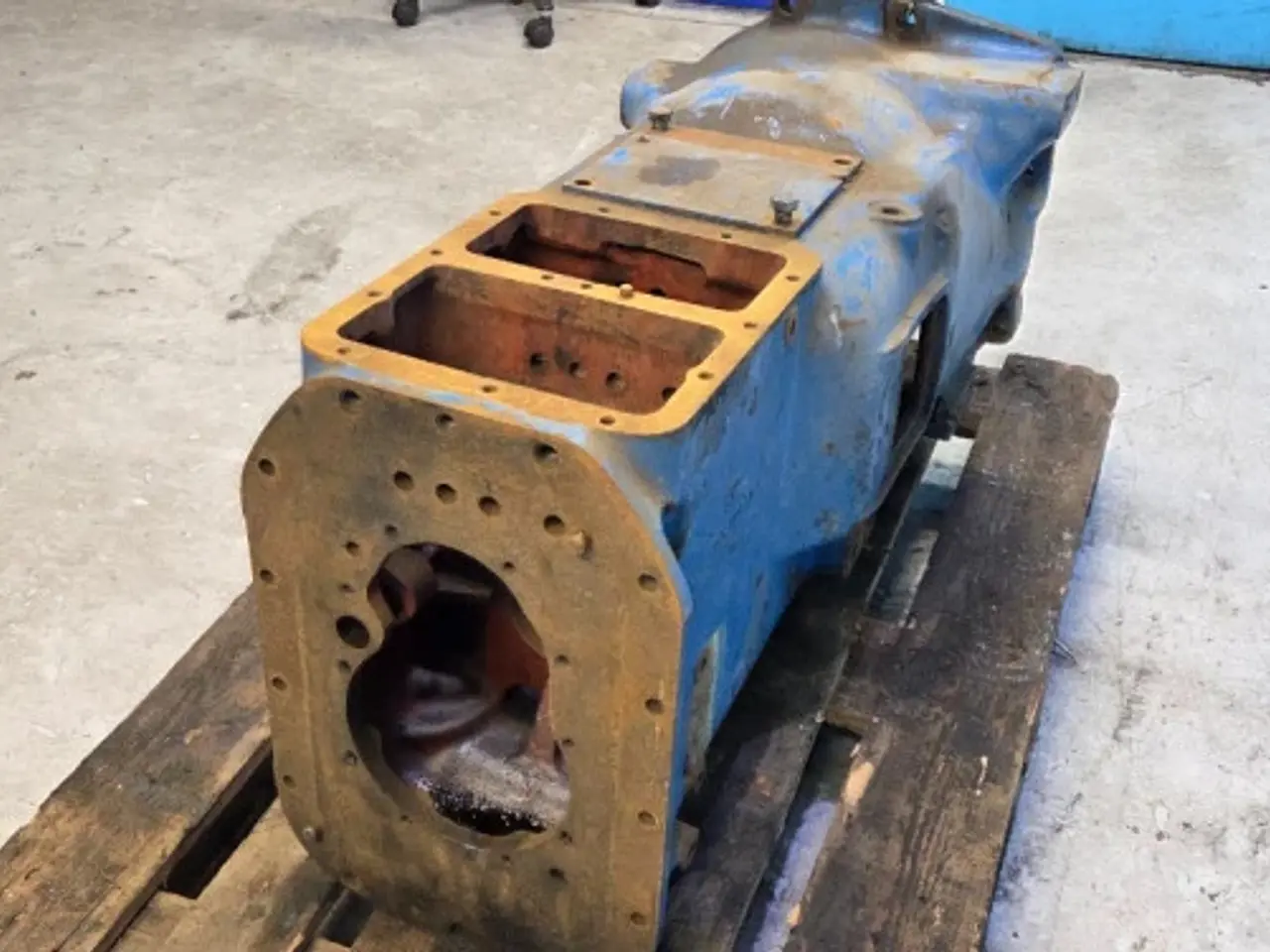 Billede 13 - Ford 8210 Gearkasse Hus E2NN7006EA