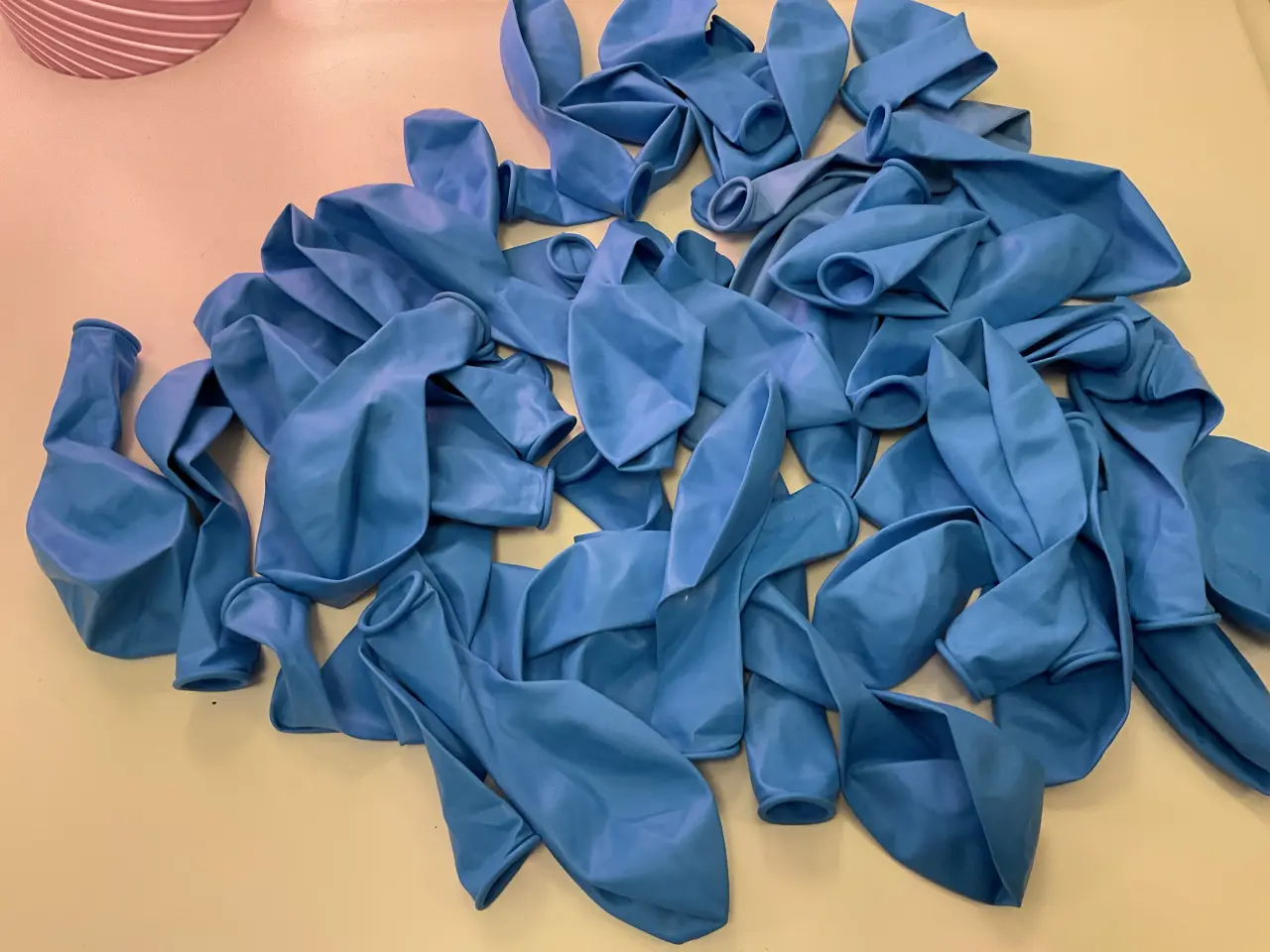 Billede 2 - 50 store lyse blå ballon kun 45,- kr.