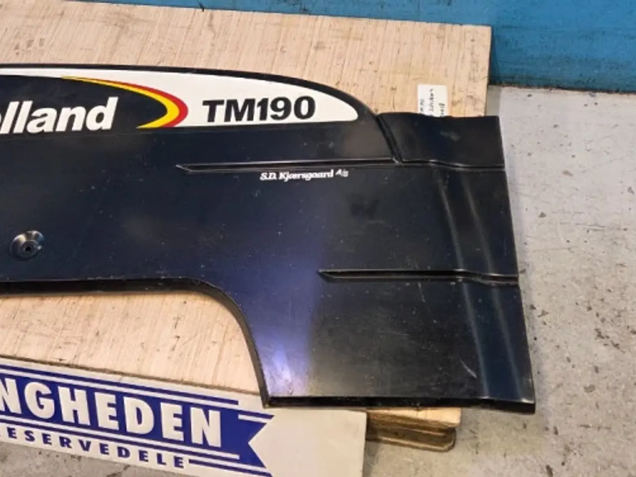 Billede 4 - New Holland TM190 Sideskærm R. 82020018