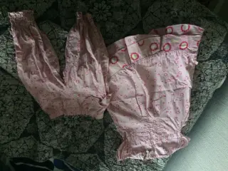Sæt med buks og kjole