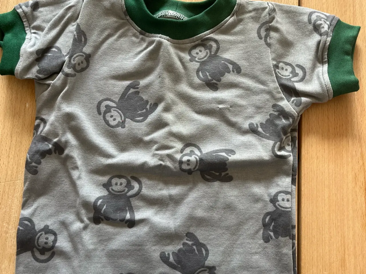 Billede 1 - Unika, eget design - t-shirt str. 68