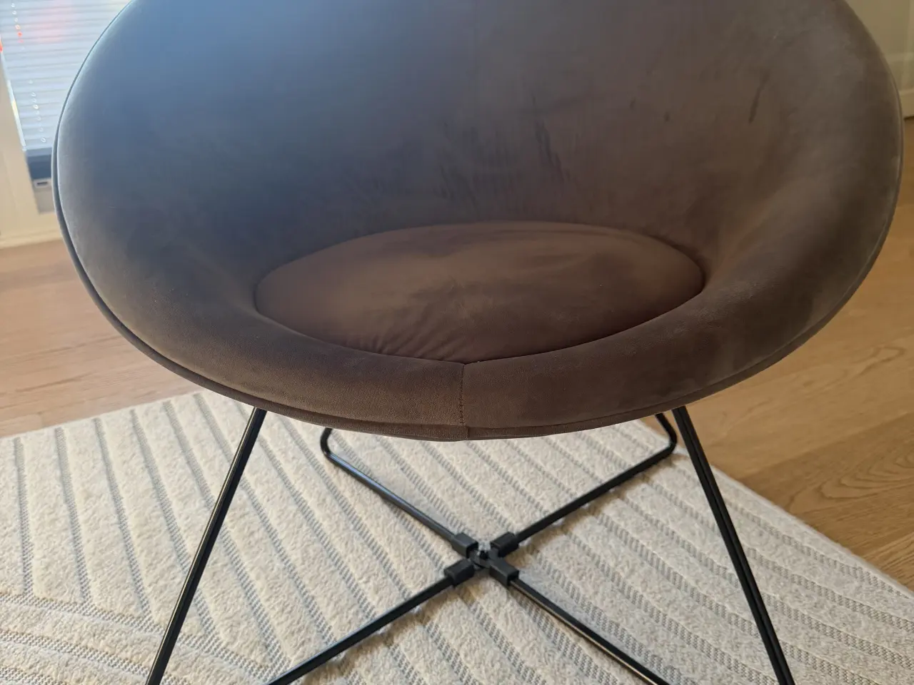 Billede 1 - Grå velour loungestol / lænestol