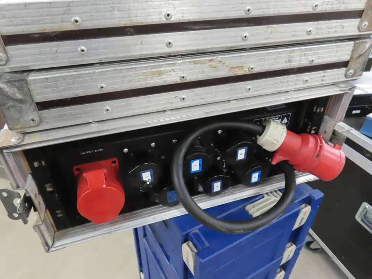 Billede 1 - PDU i flightcase BOTEX PSA-321