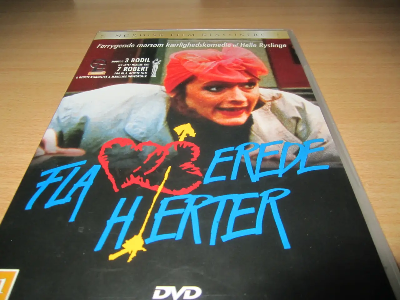 Billede 2 - BYD. FLAMBEREDE HJERTER.  Prod.år. 1986.