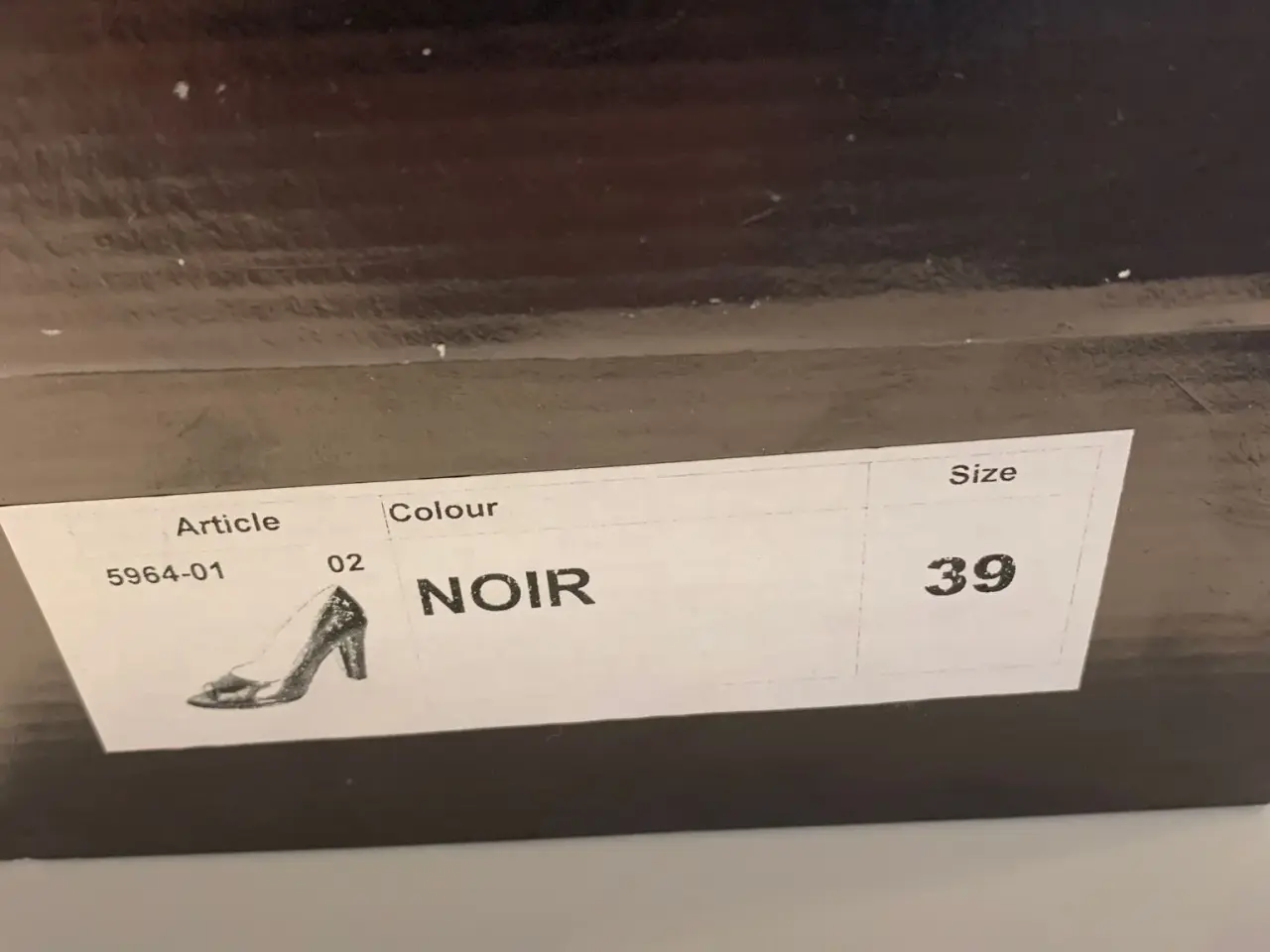 Billede 2 - Sorte sko med hæl