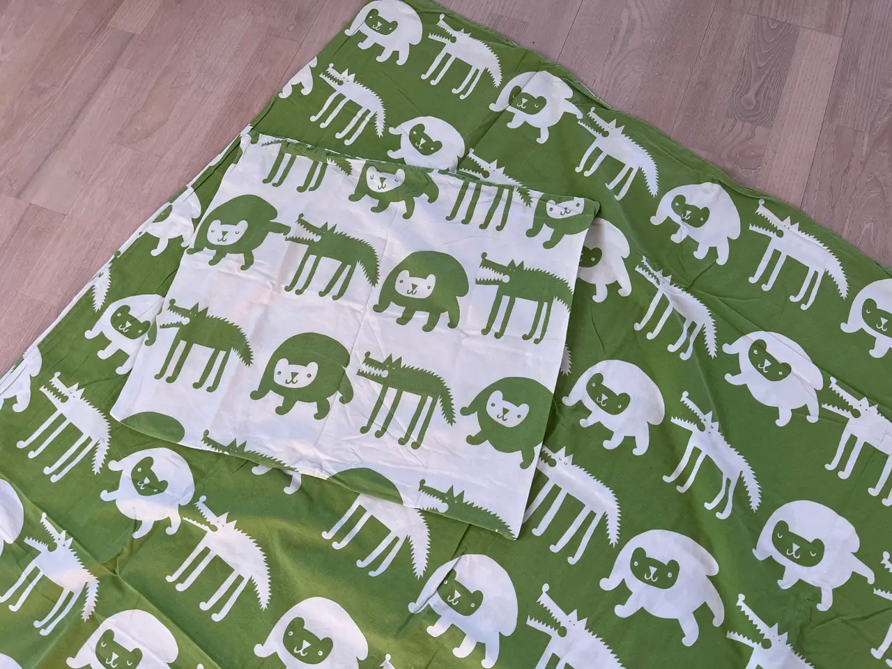 Billede 2 - Børne sengetøj, Pude og Dynebetræk, IKEA